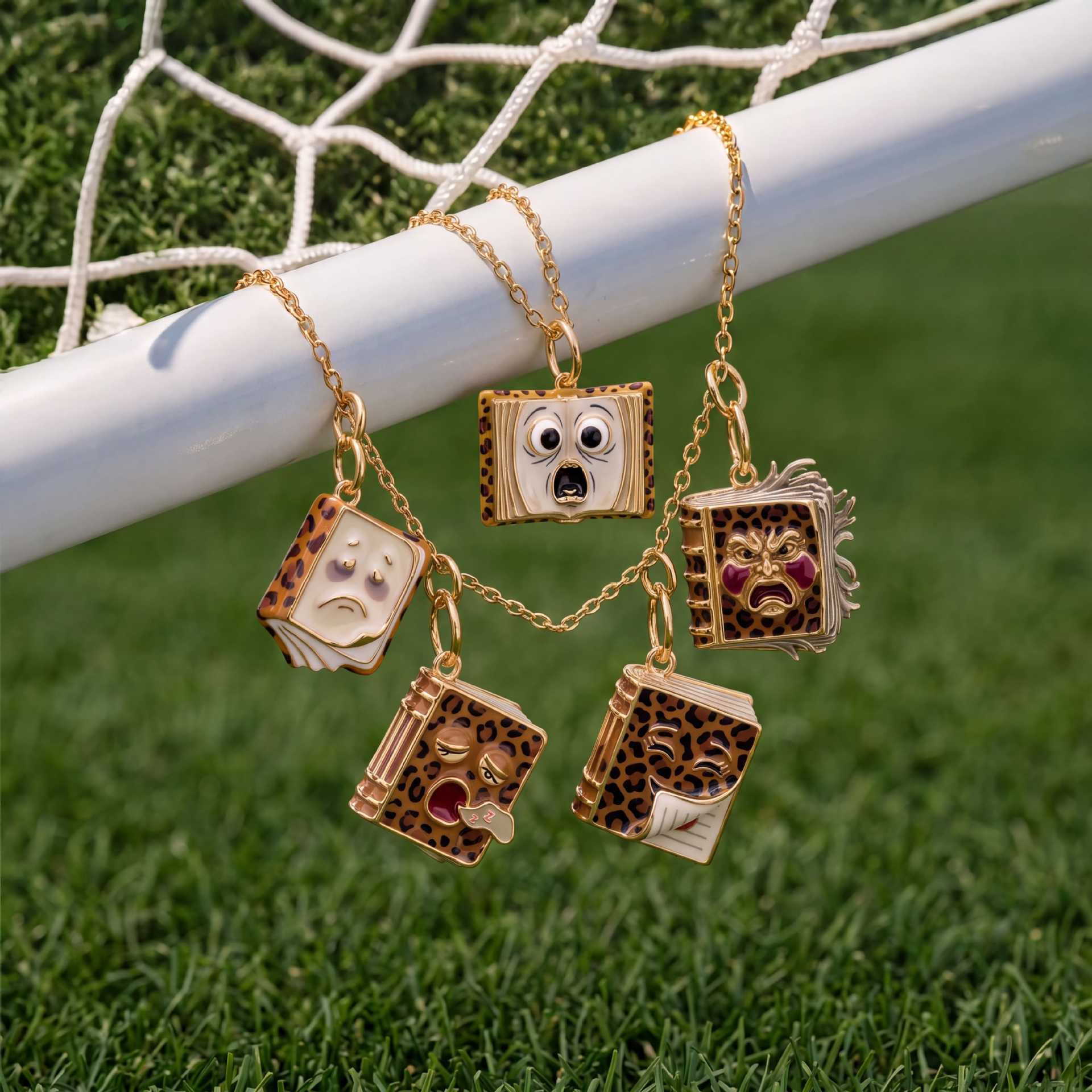 New Leopard Funny Emoticon Boo - Jewelry Making Books review and price
